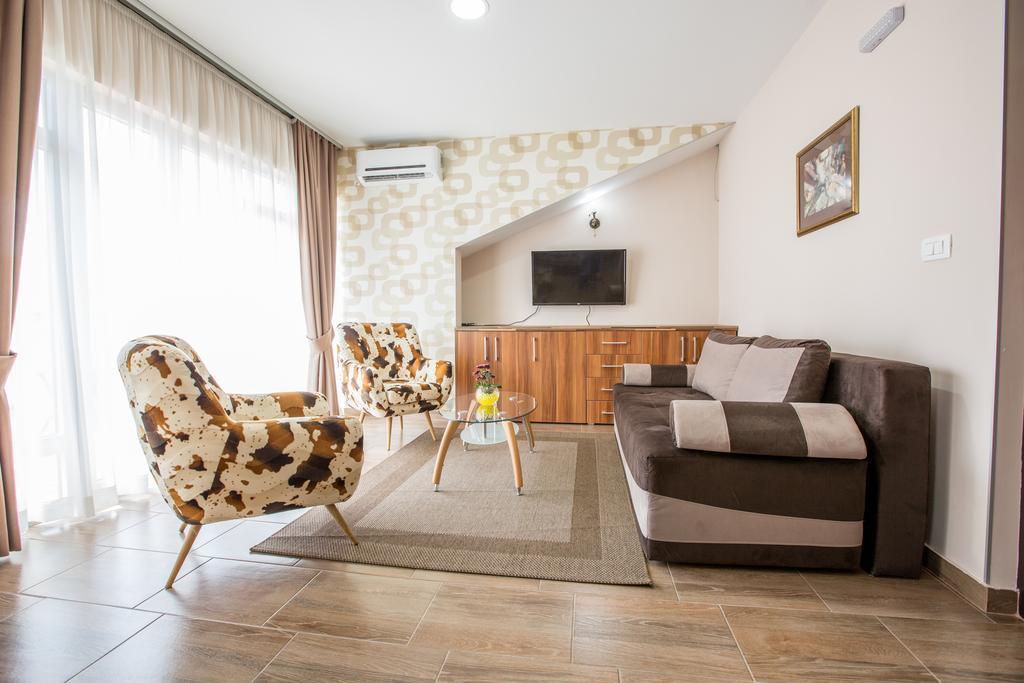 Apartmani Mg Nikšić 외부 사진